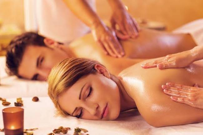 Let's Know the Key Benefits of couple spa massage treatments and Its Services